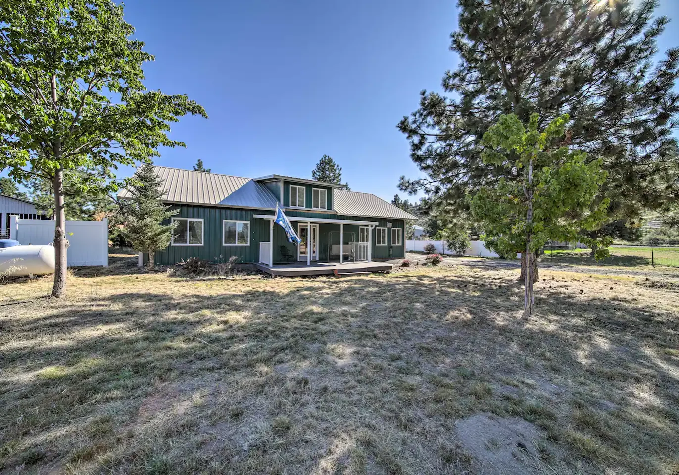 Exploring the Cost Per Square Foot of Pole Barns Exploring the Cost Per Square Foot of Pole Barns